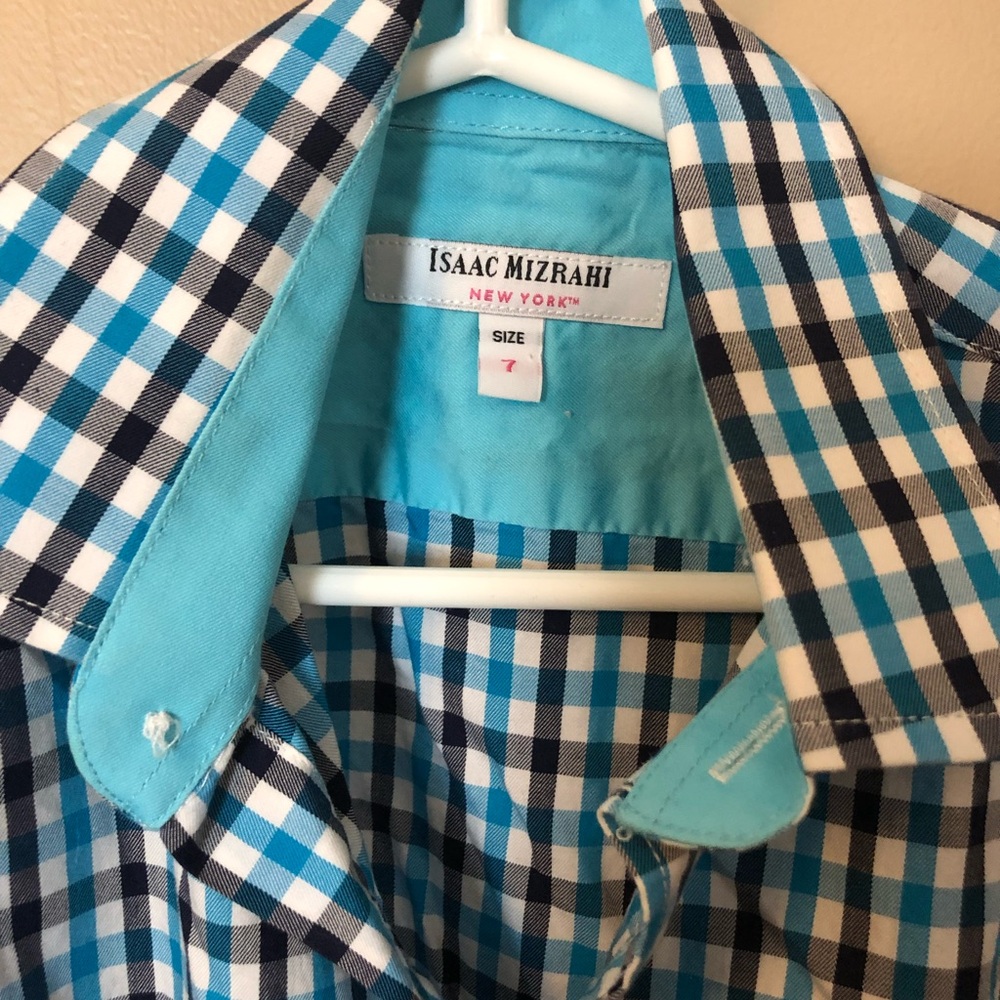 Used Isaac Mizrahi little boys dressy button down. 
Size 7 
blue/black/white